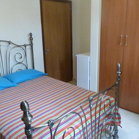 Kalampakas Guesthouse Ларнака Экстерьер фото